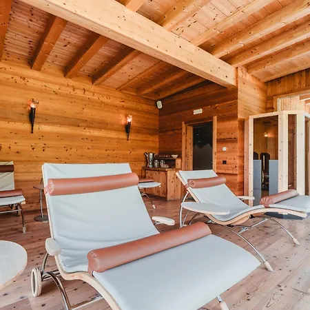 Kreuzberg Monte Croce 4* Sexten